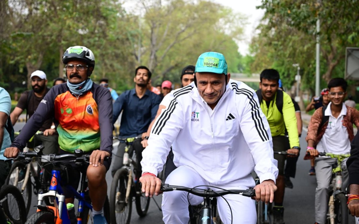 Fit India Sundays on Cycle celebrates World Health Day; Over 800 participants take part in various g