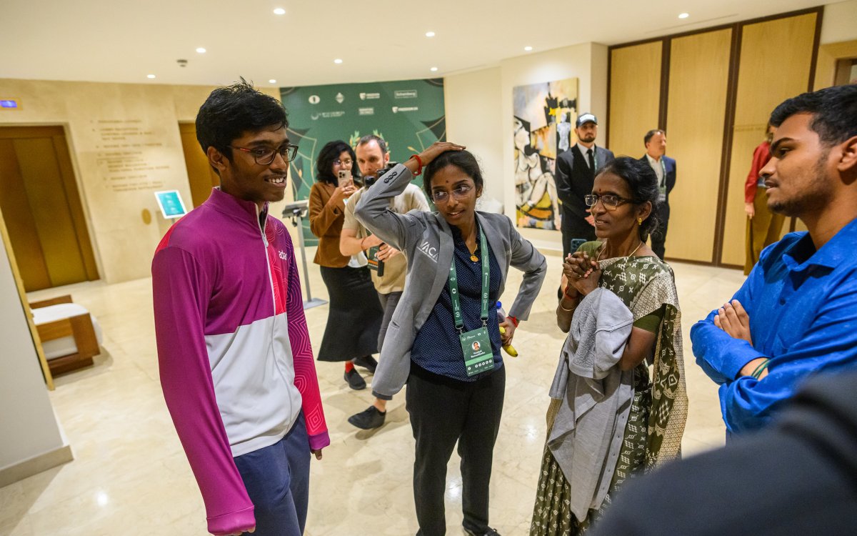 'Inspiring to see how you handled critical moments': Pragg congratulates sister Vaishali on FIDE Can