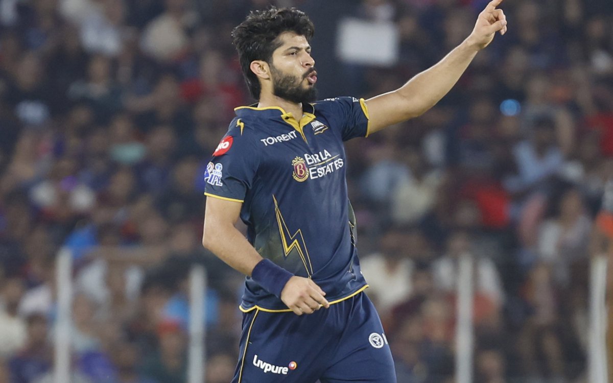 IPL 2026: Arshad Khan stars as RCB bowled out for 155 runs against Gujarat Titans