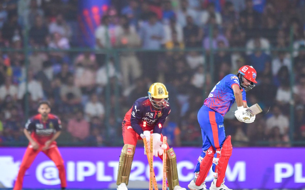 IPL 2026: Hazlewood, Bhuvneshwar sizzle as RCB bowl out listless DC for just 75