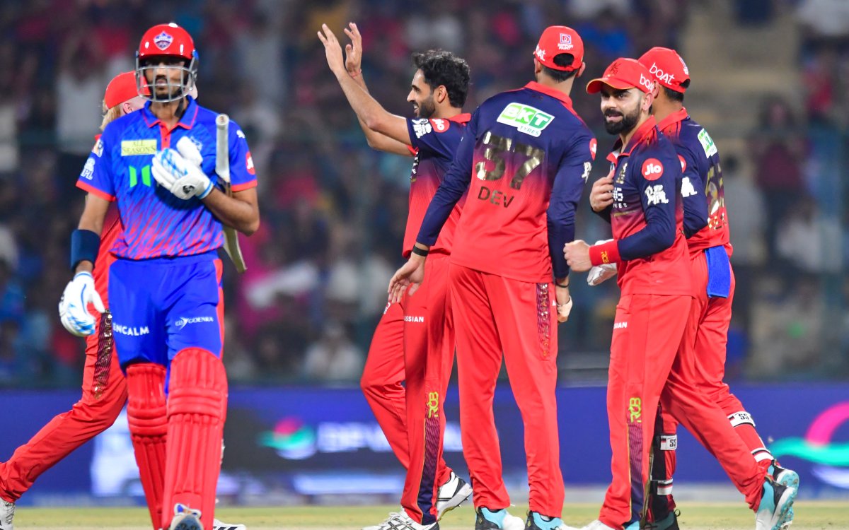 IPL 2026: Swing and mayhem - how Test virtues helped RCB dismantle DC in powerplay