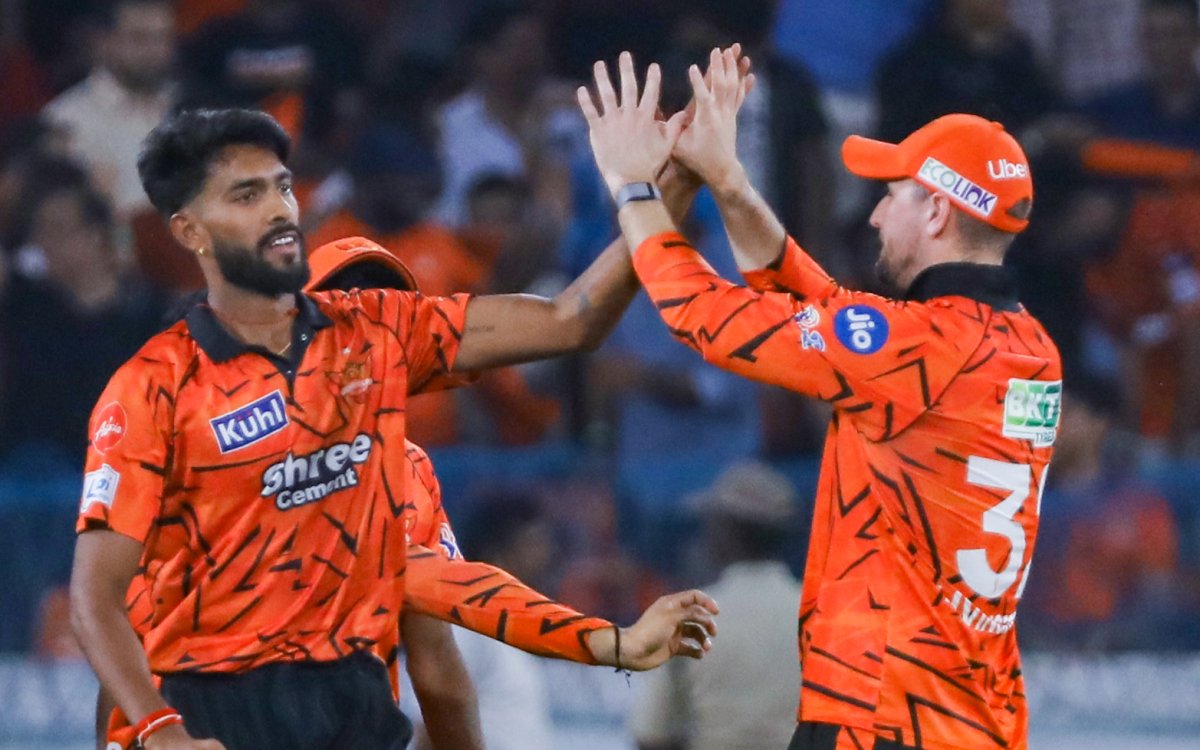 IPL 2026: Vidarbha pacer Praful Hinge makes dream debut with triple strike in first over