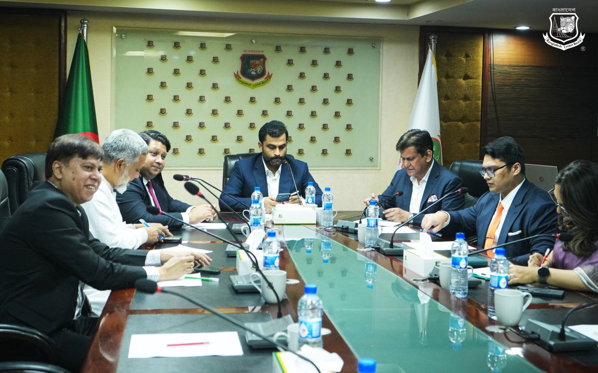 New BCB president Tamim Iqbal chairs first official meeting