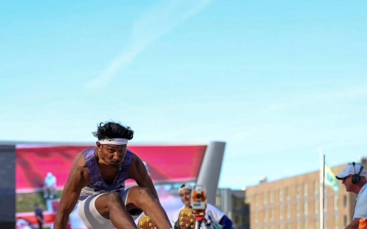 Selva Prabhu clinches triple jump title at Oregon Team Invitational