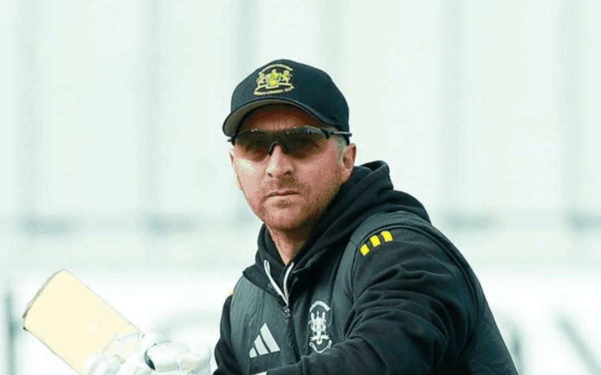 Tom Smith joins England as assistant coach ahead of Women's T20 World Cup