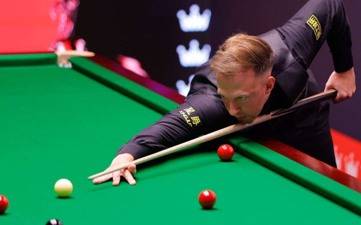 World Snooker C'ships: Trump pulls away to down Wilson, O'Sullivan starts well