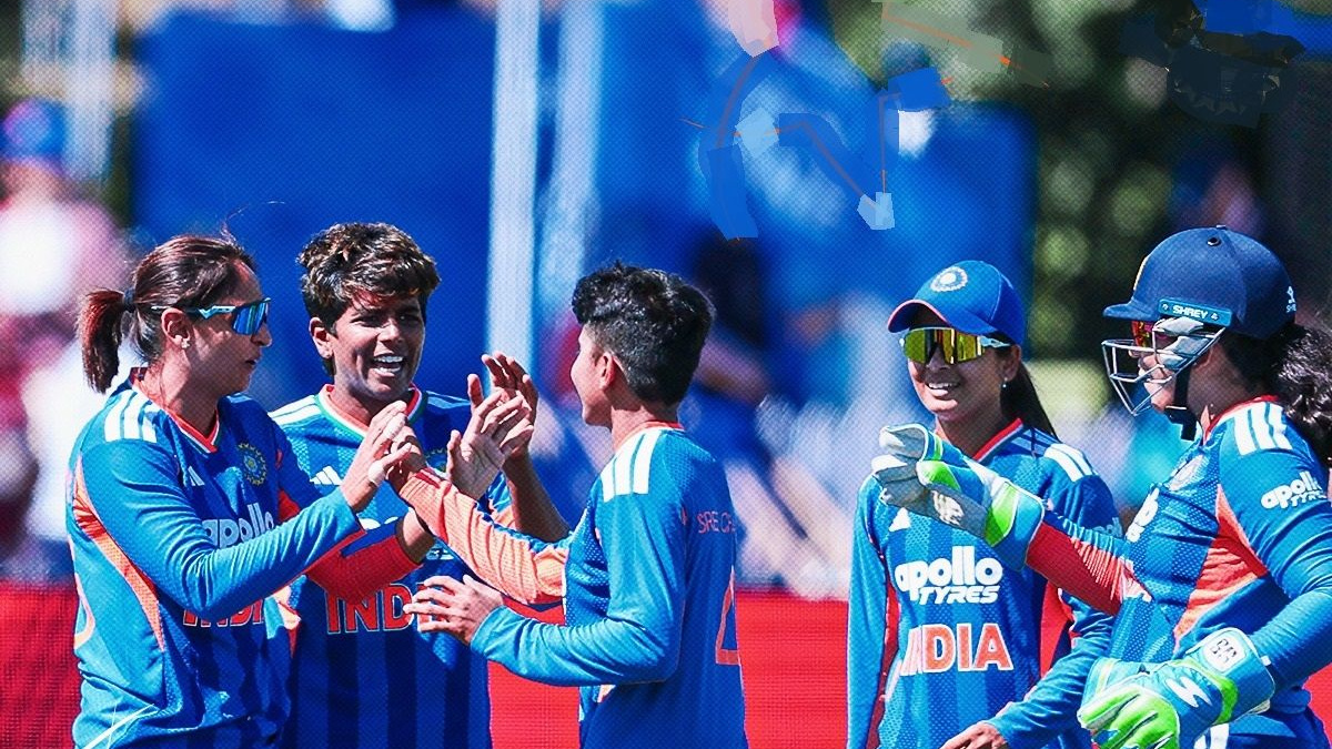 2nd WT20I: Kemp’s late fireworks lift England to 168/5 against India, Charani picks three-for