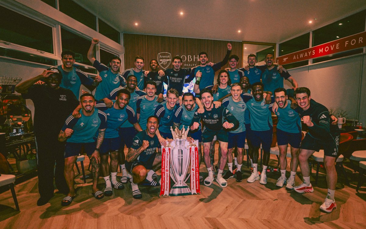Arsenal win first Premier League title in 22 years