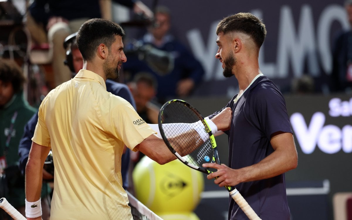 Djokovic knocked out of Italian Open by Croatian qualifier Prizmic