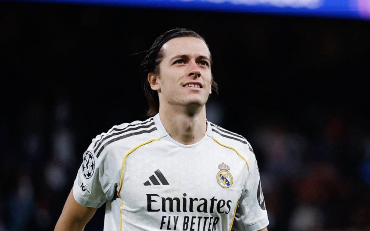 Football: Carreras denies reports of Real Madrid dressing-room bust-up