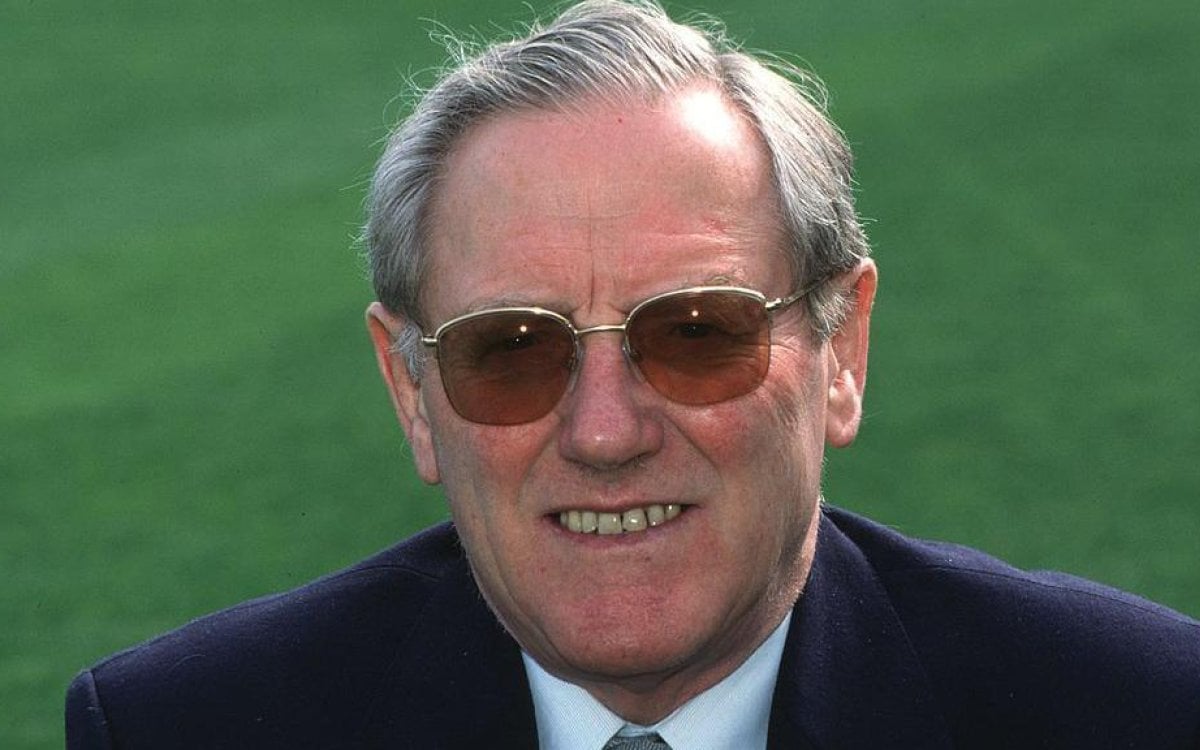 Former England captain and rugby union player Mike Smith dies aged 92
