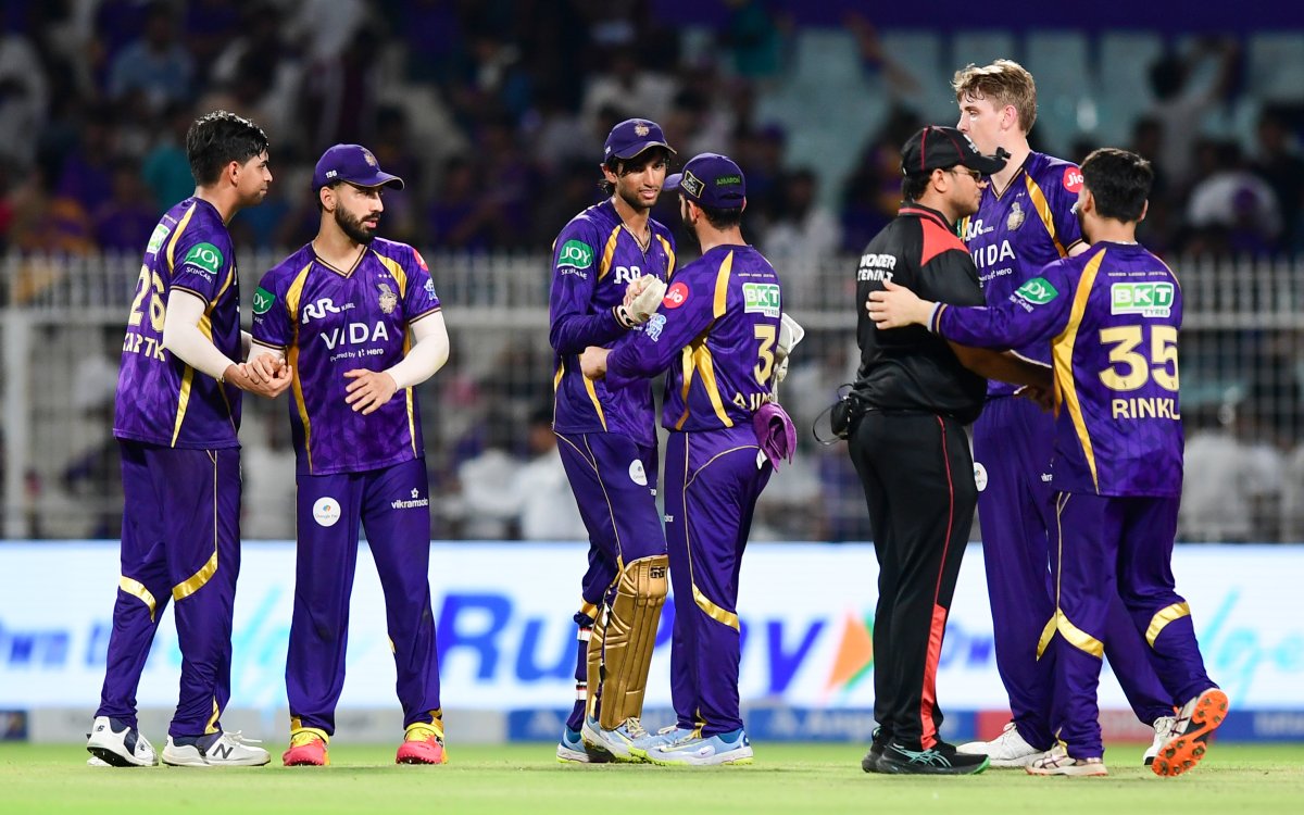 IPL 2026: Allen, Raghuvanshi, Green pyrotechnics keep KKR's hopes alive with 29-run win over GT (ld)