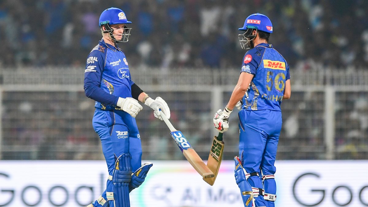 IPL 2026: Clinical bowling led by Green, Saurabh and Narine help KKR restrict MI to 147/8