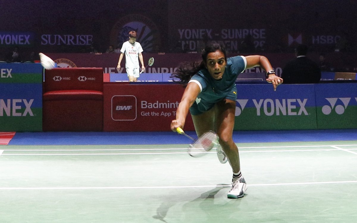 IPL 2026: PV Sindhu attends SRH vs KKR match with husband