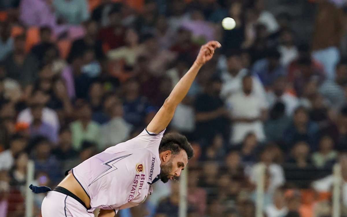 IPL 2026: Rabada, Holder rip through SRH as GT march to crushing 82-run win