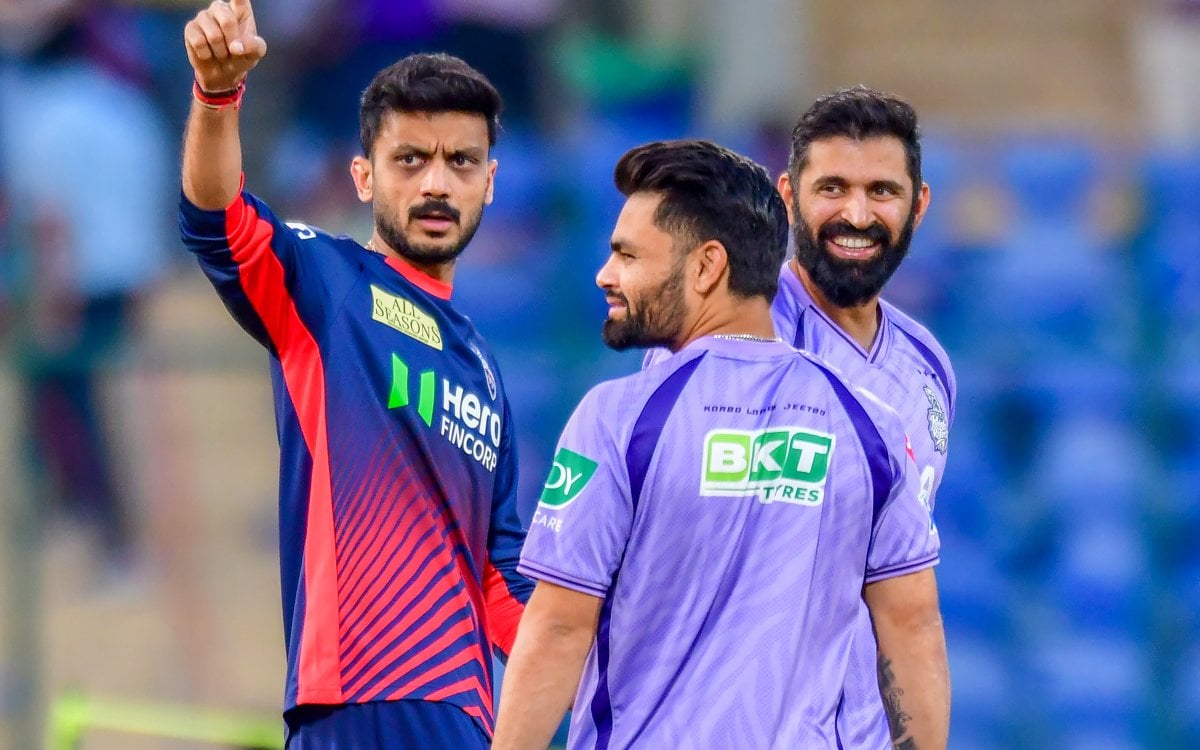 IPL 2026: Unchanged KKR elect to bowl first against DC, Mukesh, Vipraj included