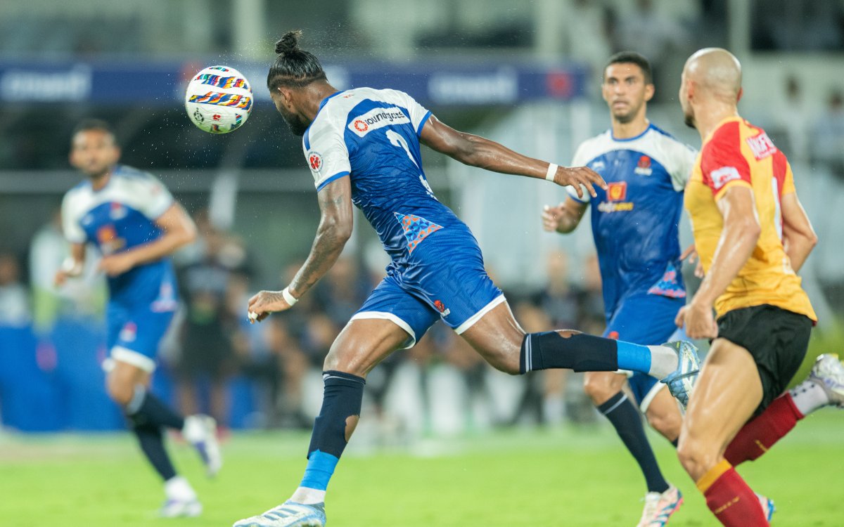 ISL 2025-26: East Bengal, Punjab FC share spoils after goalless draw