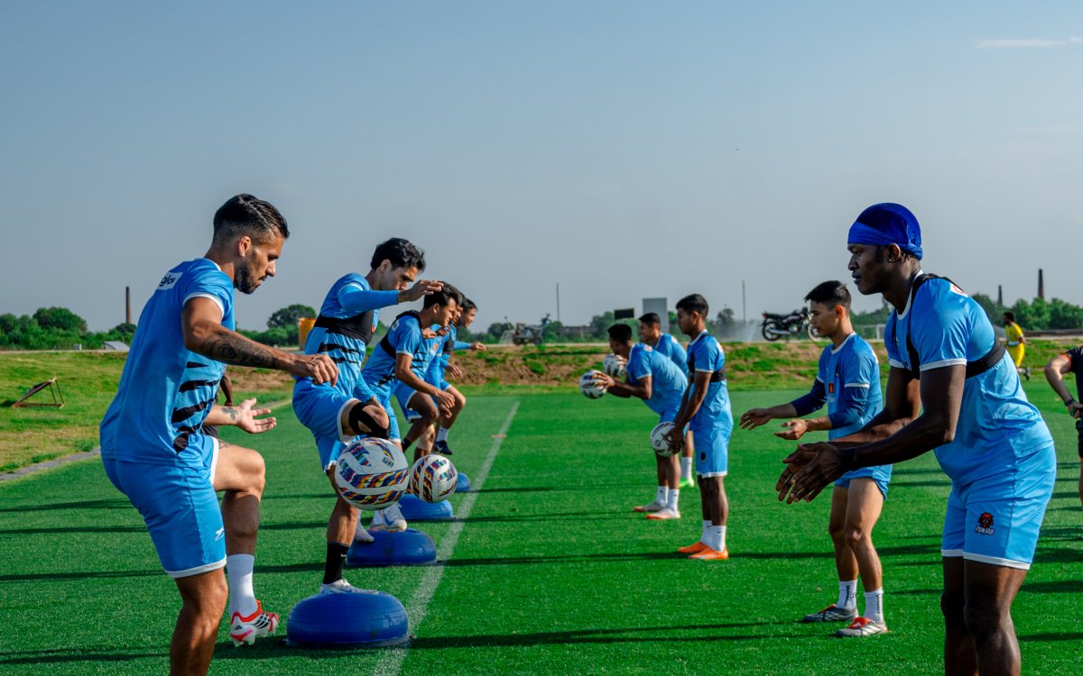 ISL 2025-26: Punjab FC face Sporting Club Delhi in the Northern derby