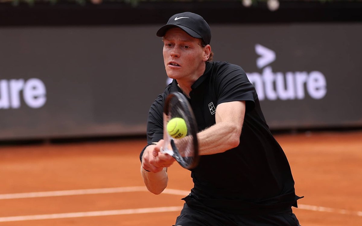 Italian Open: Sinner survives Medvedev test, late-night suspension to reach Rome final