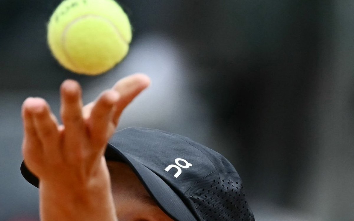 Italian Open: Swiatek storms into semifinals with commanding win over Pegula