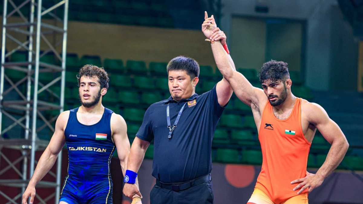 Kumar Mohit and Chandermohan strike gold as Indian freestyle wrestlers claim nine medals, counting
