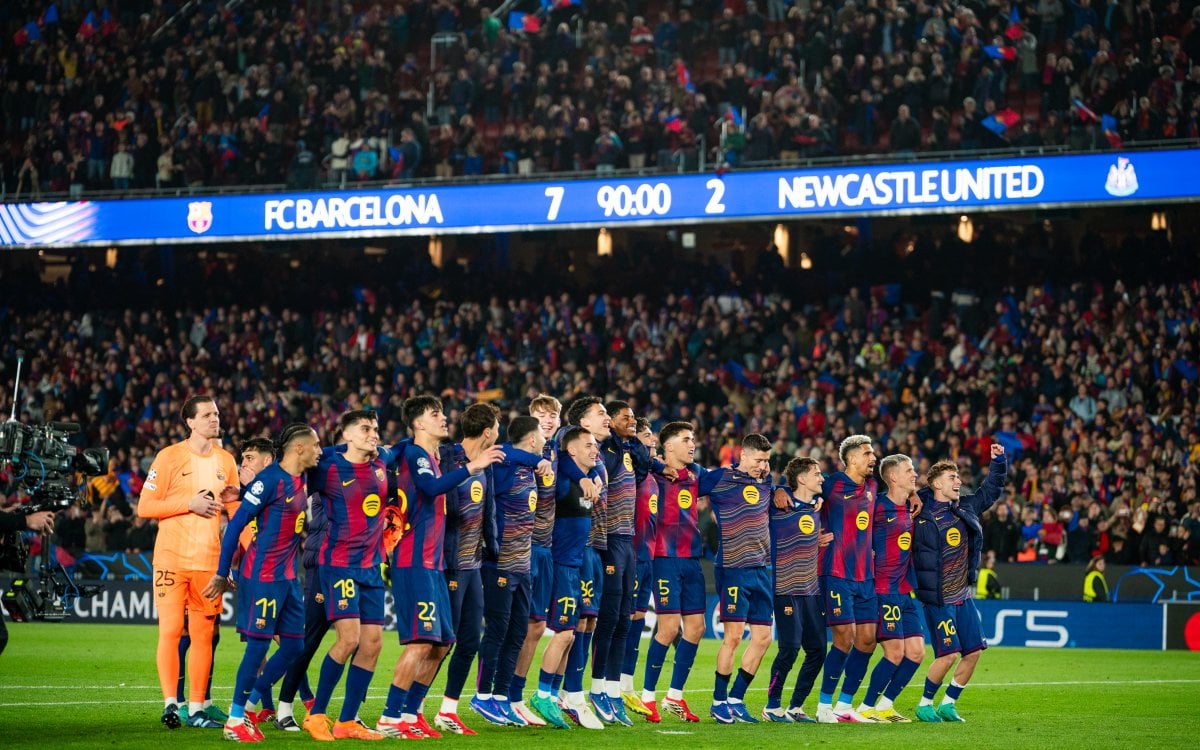 La Liga: Barcelona one step away from glory, Madrid under pressure