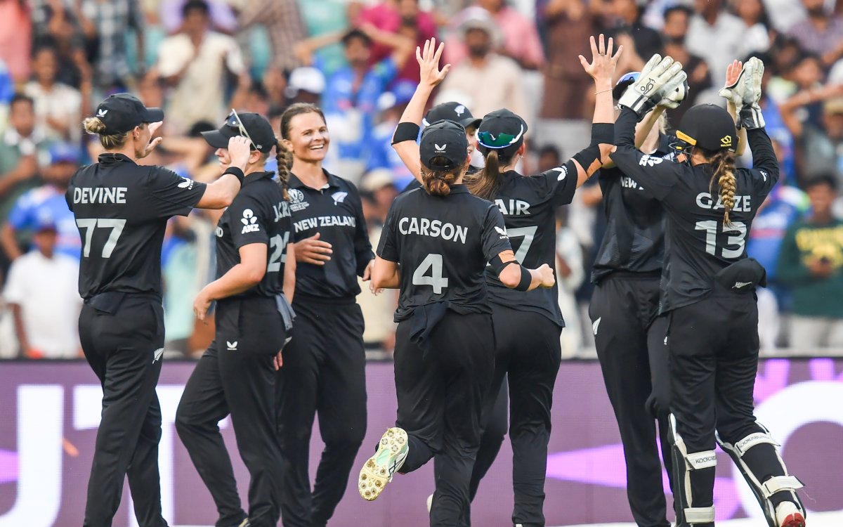 NZ women fined for slow over rate in ODI series opener against England