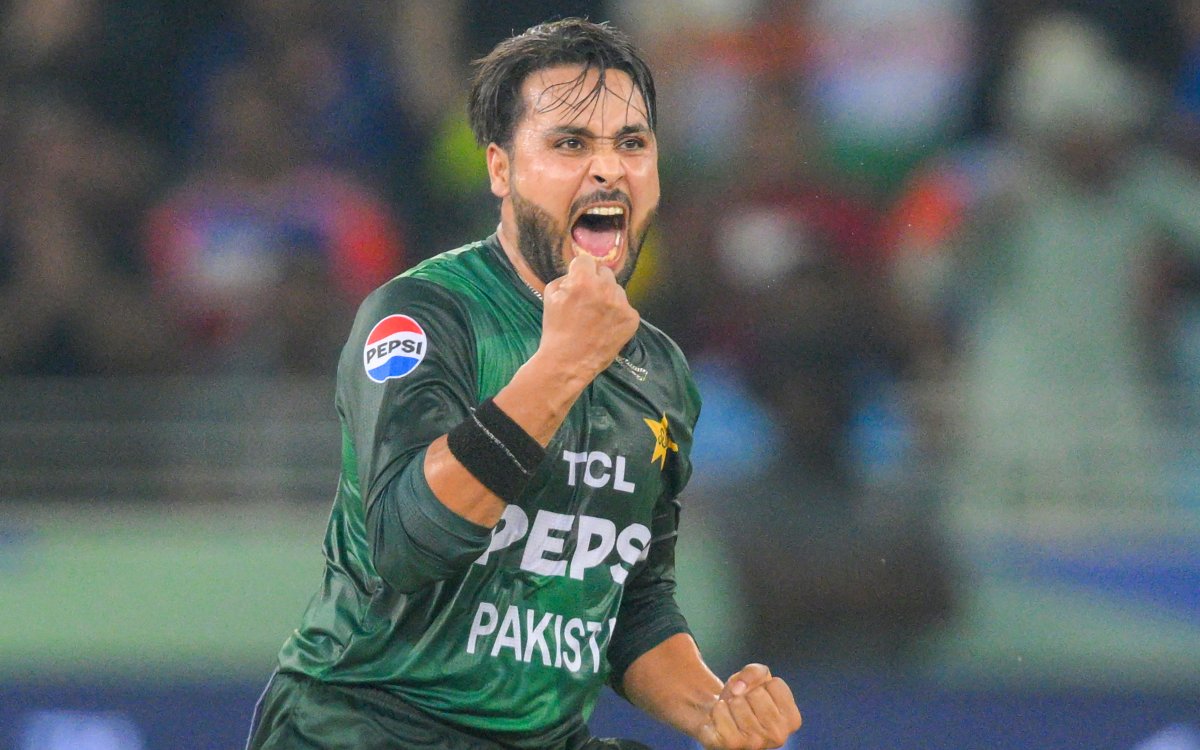 Pakistan's Ashraf joins Yorkshire for T20 Blast as replacement for injured Sutherland