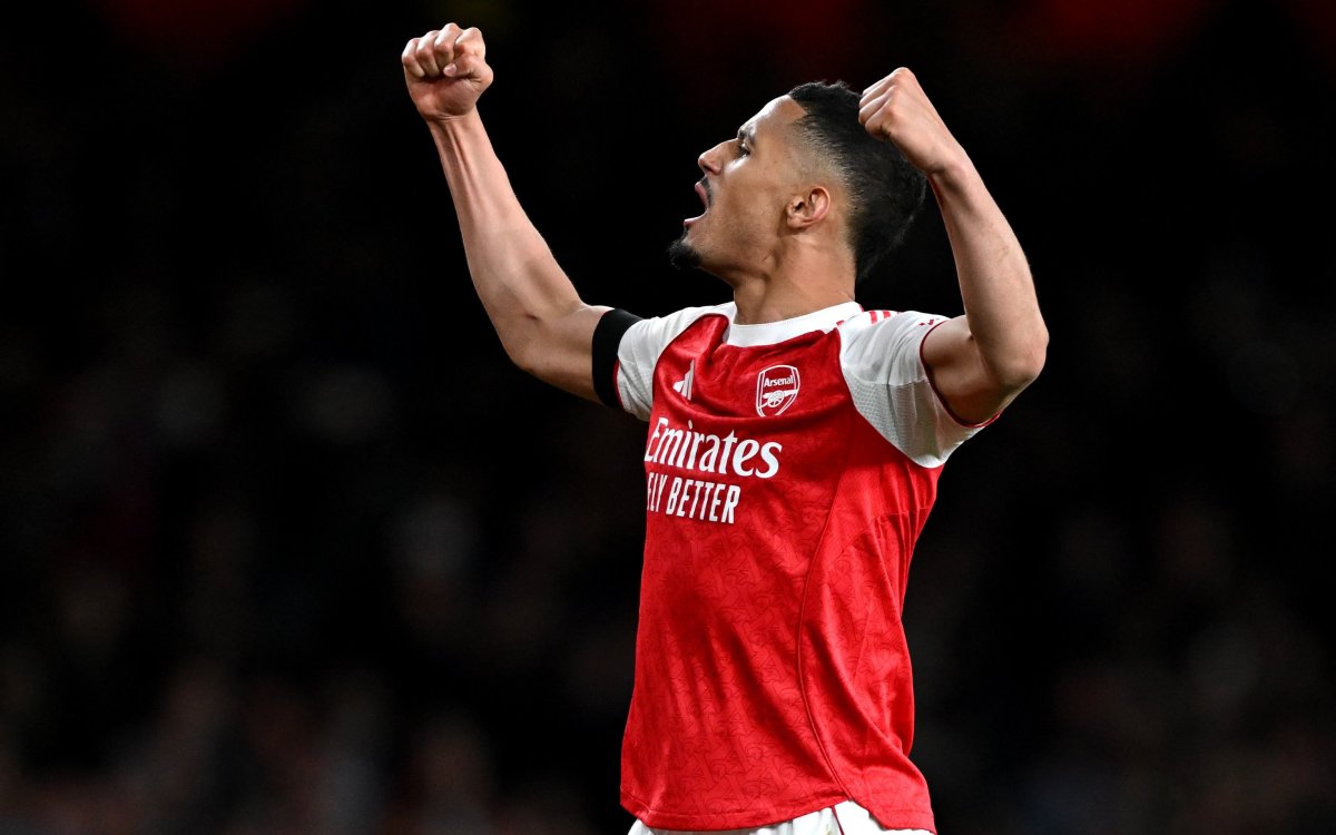 Premier League: Arsenal edge Burnley to move five points clear at top