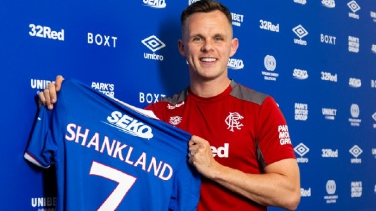 Rangers sign Scotland forward Lawrence Shankland from Hearts