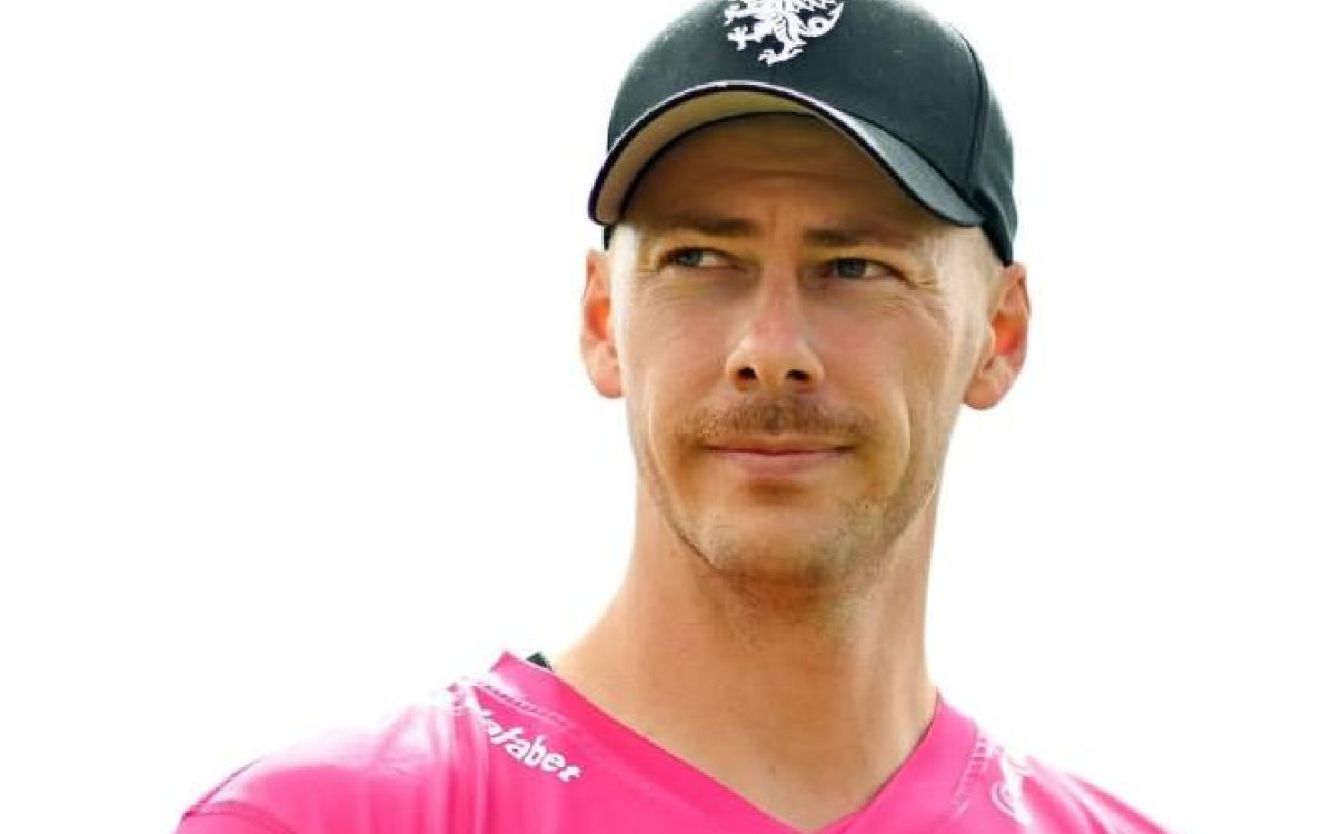 Somerset's Riley Meredith to miss six T20 Blast games after Australia call-up