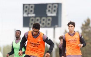 Title on the line in El Clasico but Real Madrid dressing room makes the headlines