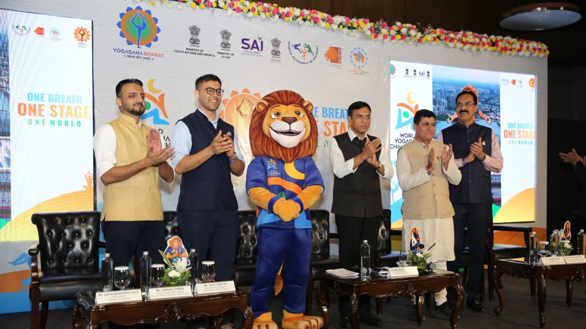 Union Minister Mansukh Mandaviya unveils first-ever World Yogasana Championship
