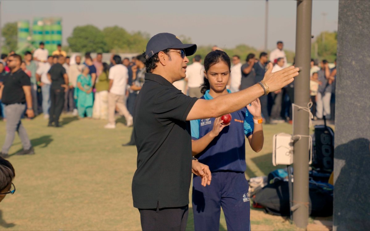 Young athletes share field with Sachin Tendulkar during special visit to SRT10 Altevol Sports Academ
