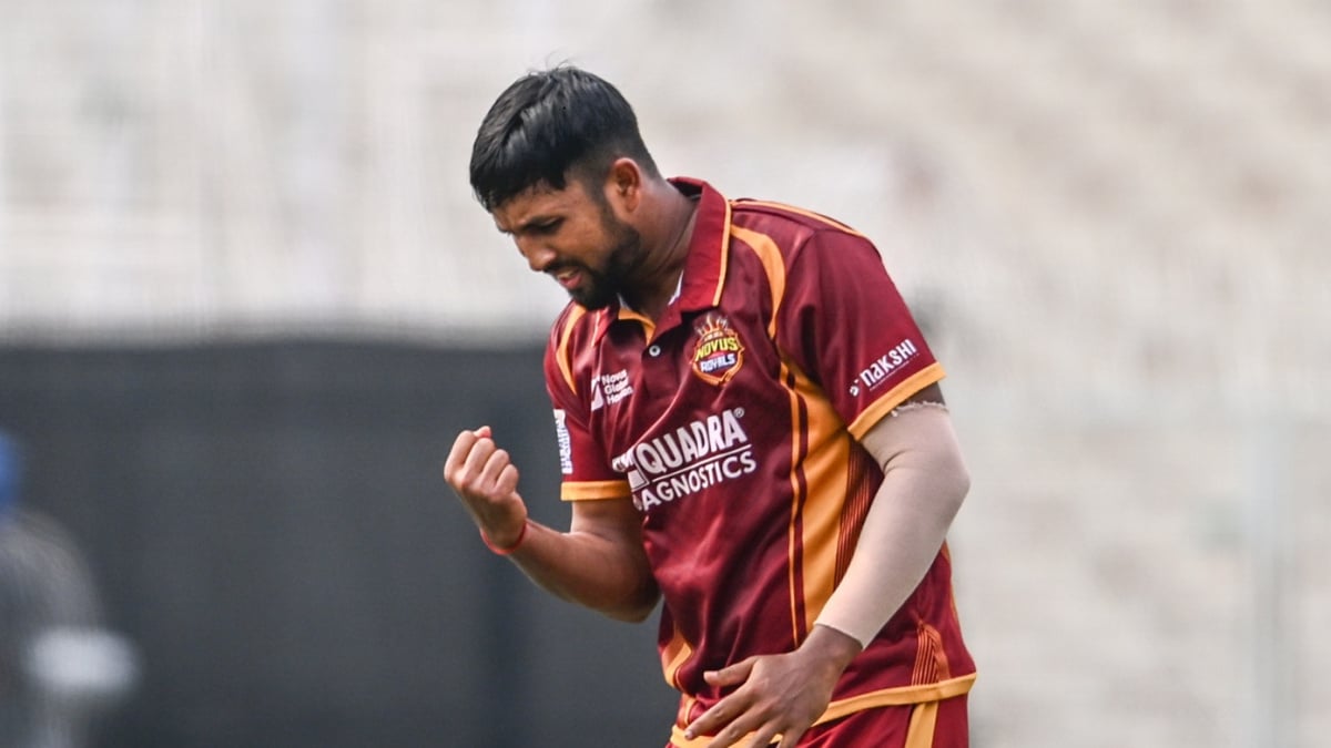 Bengal T20 League: Bowlers help Purulia overcome Malda, seal semis spot in mens competition