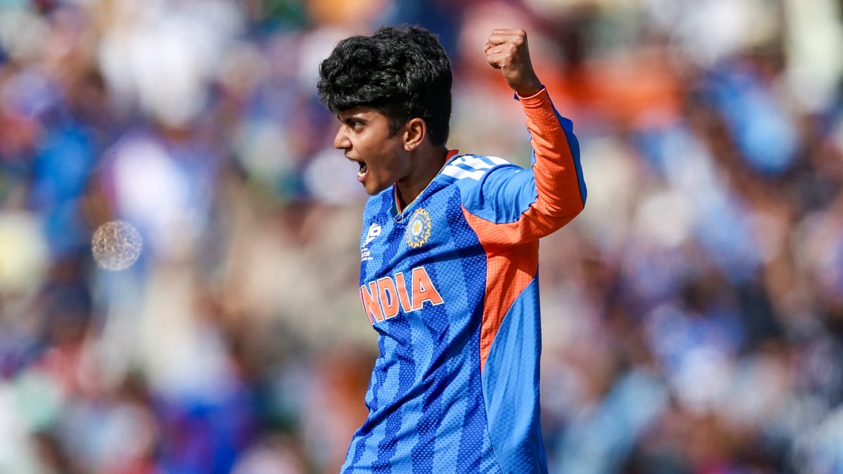 ‘Best person to tackle Perry would be Shree Charani’: Shikha Pandey backs India to stick with winnin