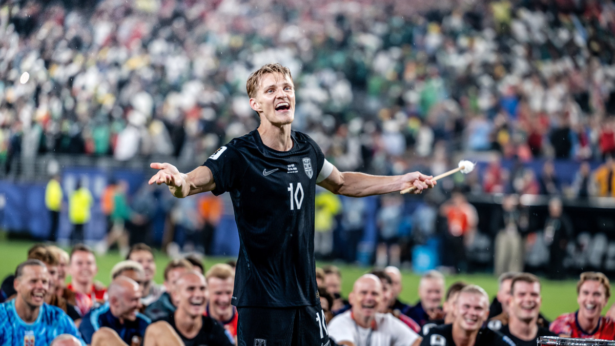 FIFA WC: Norway celebrate Round of 32 qualification with synchronised viking row with fans