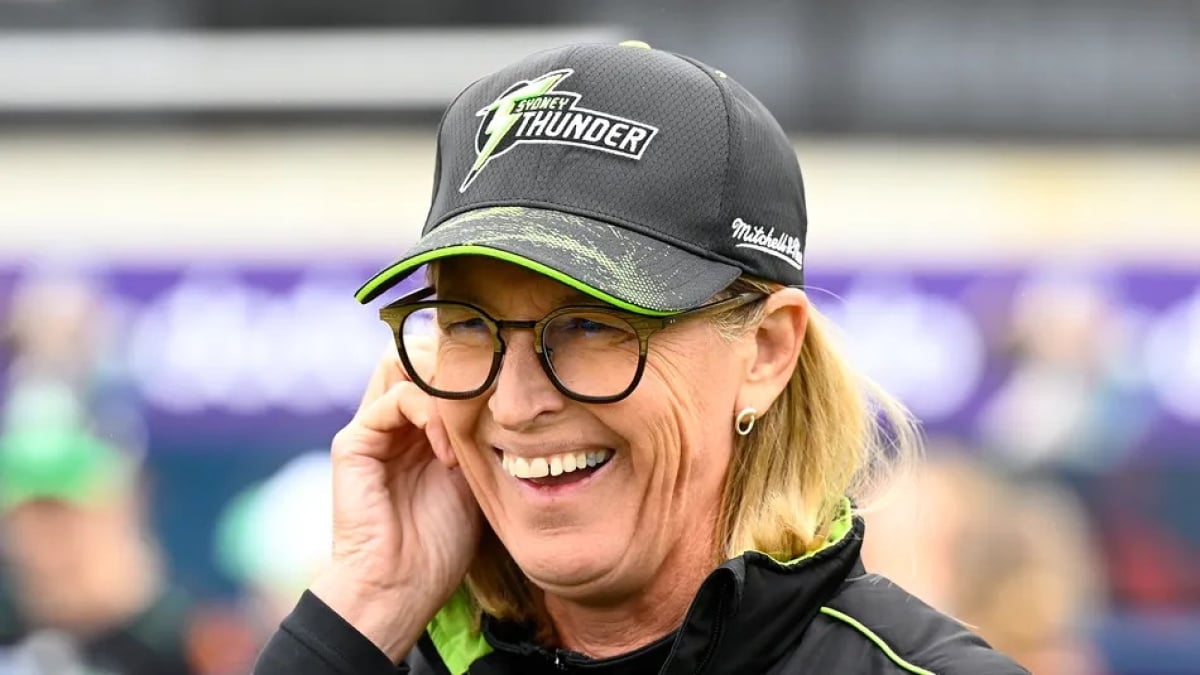 Keightley signs 2-year extension with Sydney Thunder as WBBL head coach
