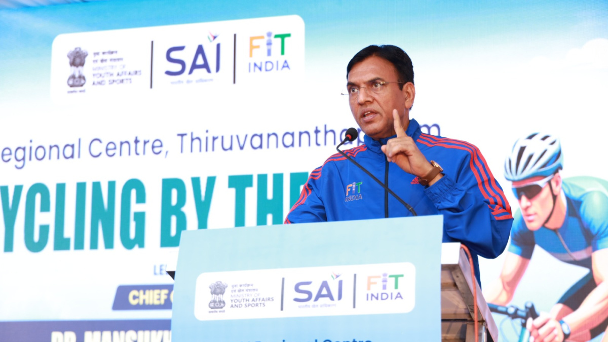 Mansukh Mandaviya flags off Asian Games Fun Run, joins cycling event in Kerala