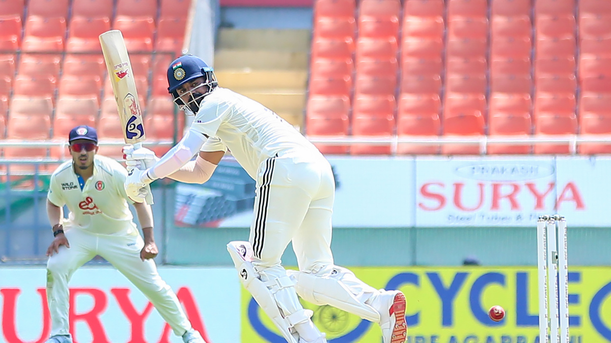 One-off Test: KL Rahul stands tall as India reach 209/2 at tea