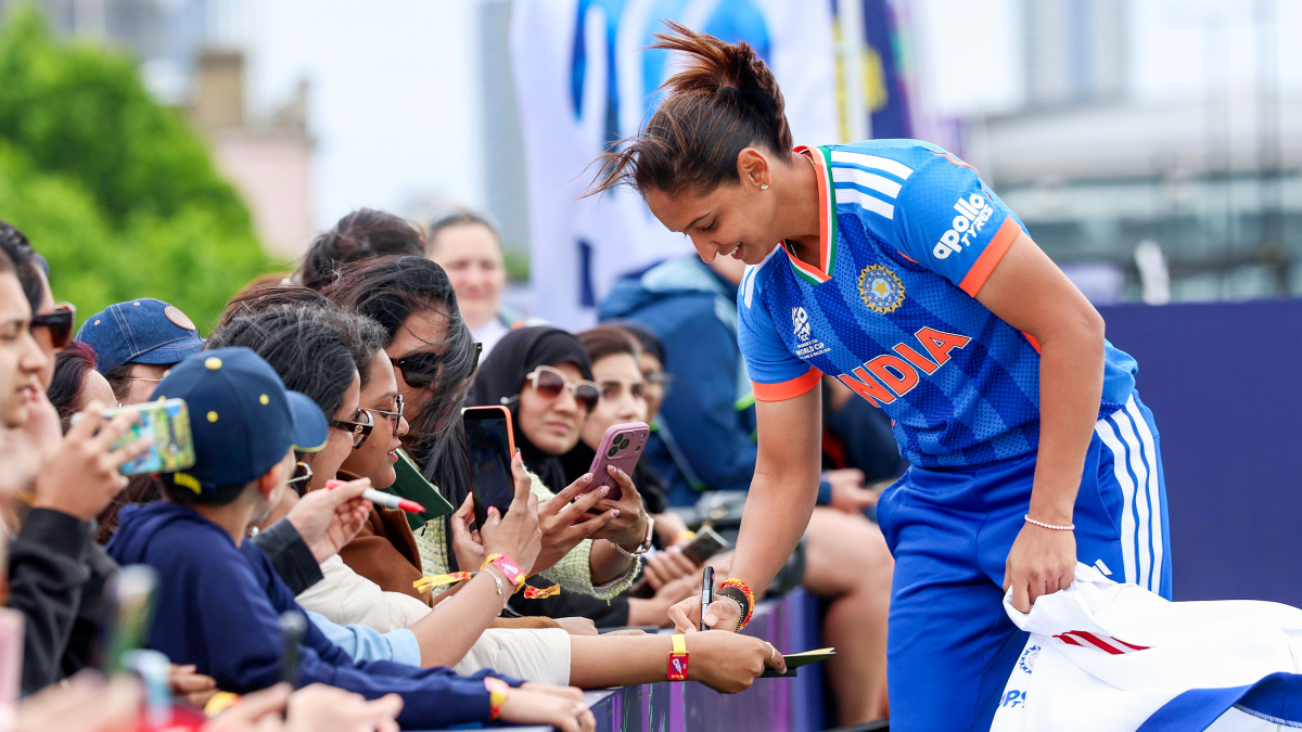 ‘Play with courage, belief, and freedom’: VVS Laxman wishes Team India ahead of Women’s T20 WC opene
