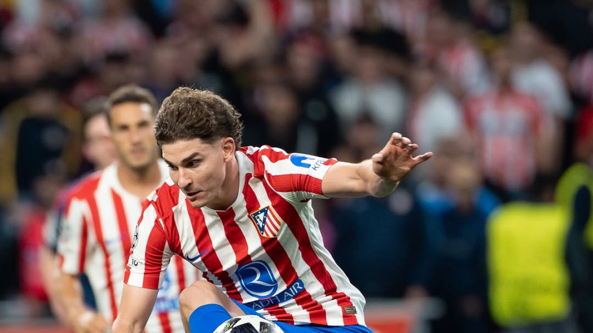 Real Madrid’s record bid for Julian Alvarez rejected as Atletico stand firm