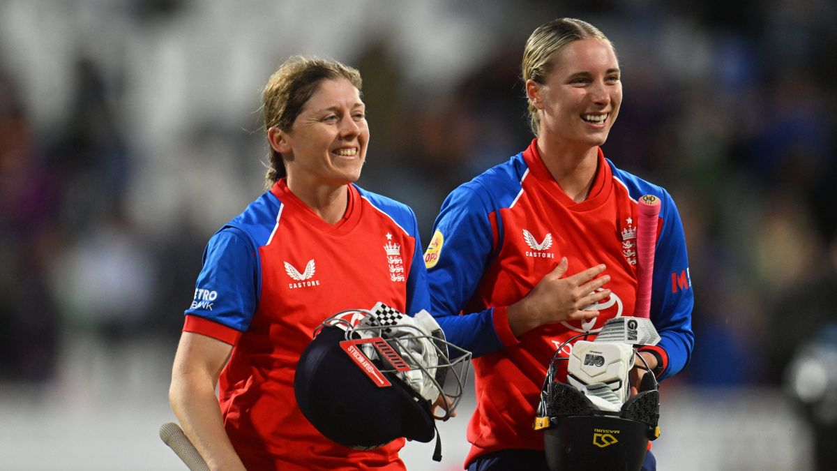 'We didn’t doubt for a second': Dean hails Capsey-Knight century partnership in T20I series-clinchin