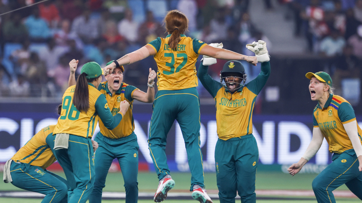 Women’s T20 WC: Credit to our bowlers for putting India under pressure, says de Klerk