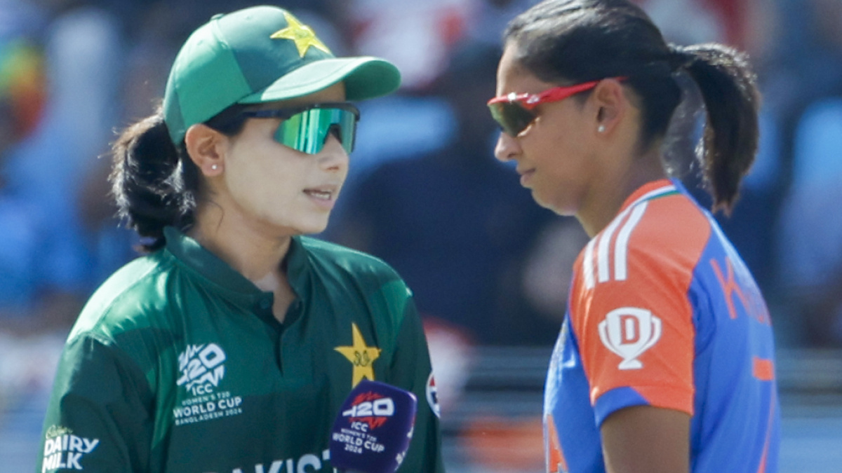 Women’s T20 WC: Harmanpreet Kaur, Fatima Sana skip handshake again during toss time