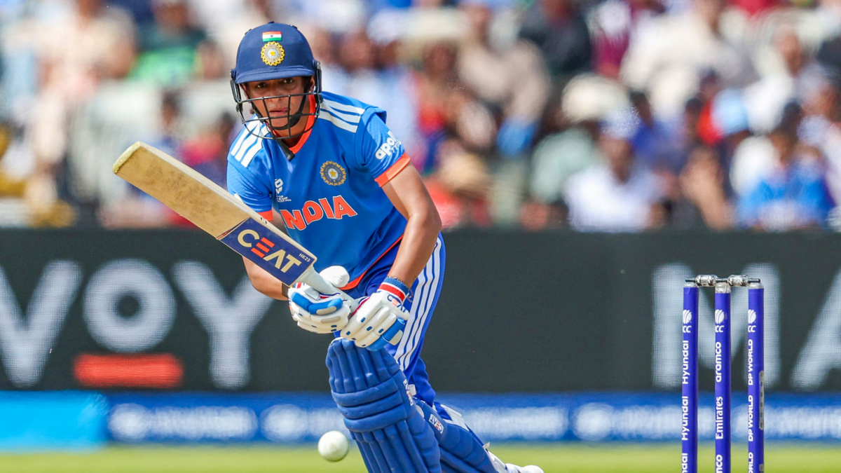 Womens T20 WC: Harmanpreets fastest fifty powers India to 170/4 vs Australia in a must-win clash