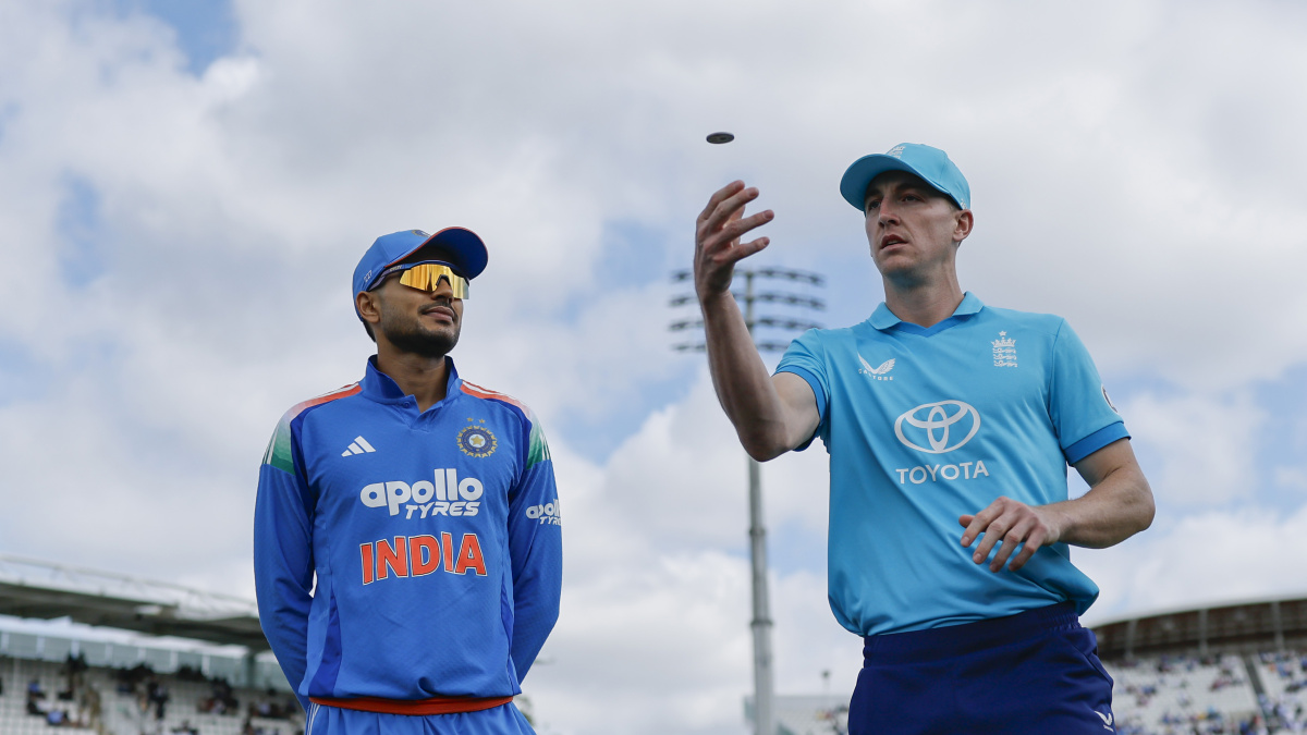 3rd ODI: Bumrah misses out as England opt to bat first in series decider
