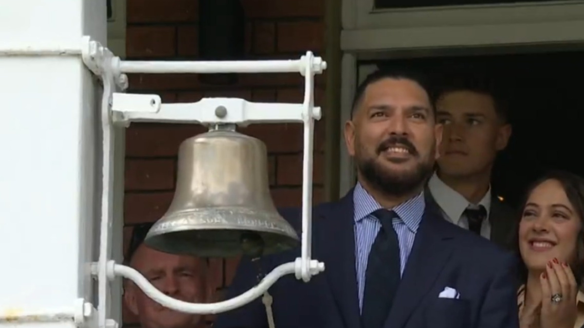 3rd ODI: Yuvraj Singh rings iconic five-minute bell at Lords ahead of series-decider