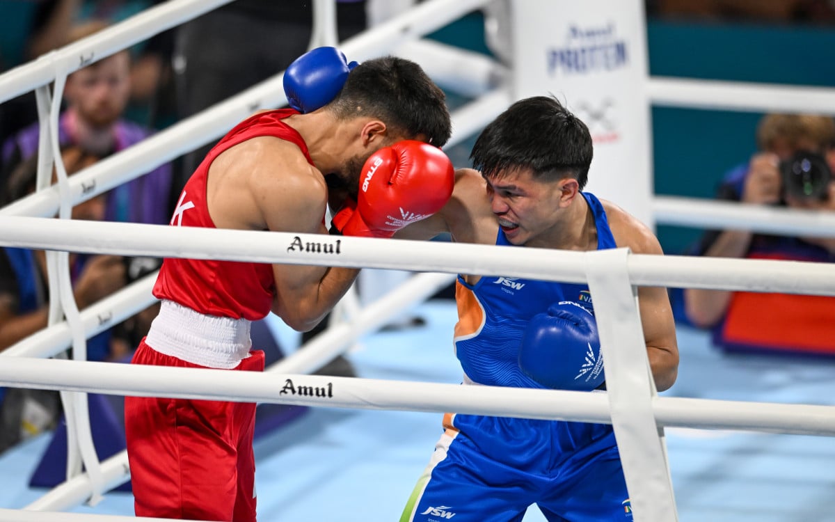CWG 2026: India’s Jadumani Singh storms into men’s 55kg boxing quarterfinals with unanimous win over