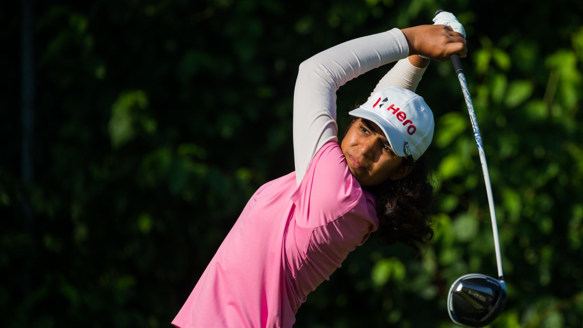Diksha battles back to stay in contention at Scottish Open